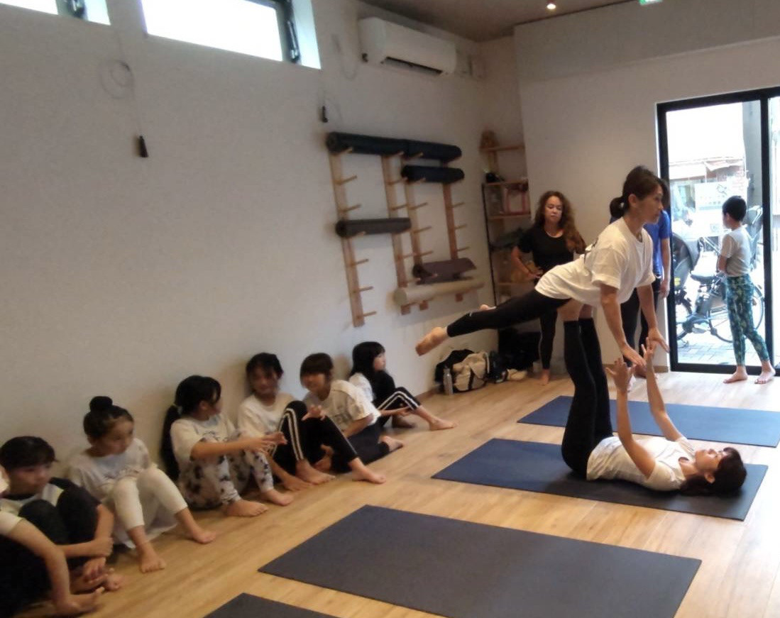 YOGA &NAILstudio Chacra