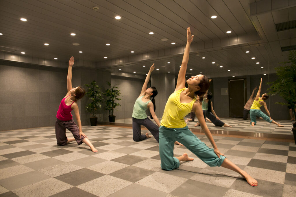 ホットヨガスタジオ美温｜富士山溶岩×美肌効果