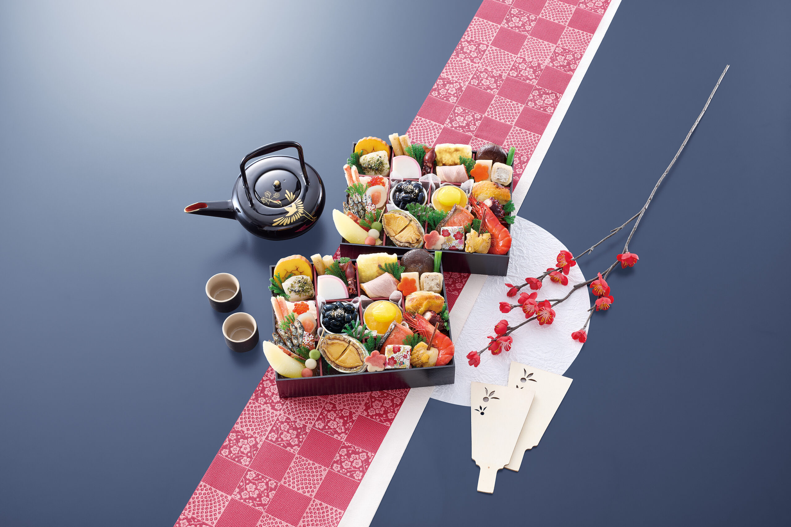 京料理やまの「双葉(ふたば)」おせち(2段・32品・2人前)おせち